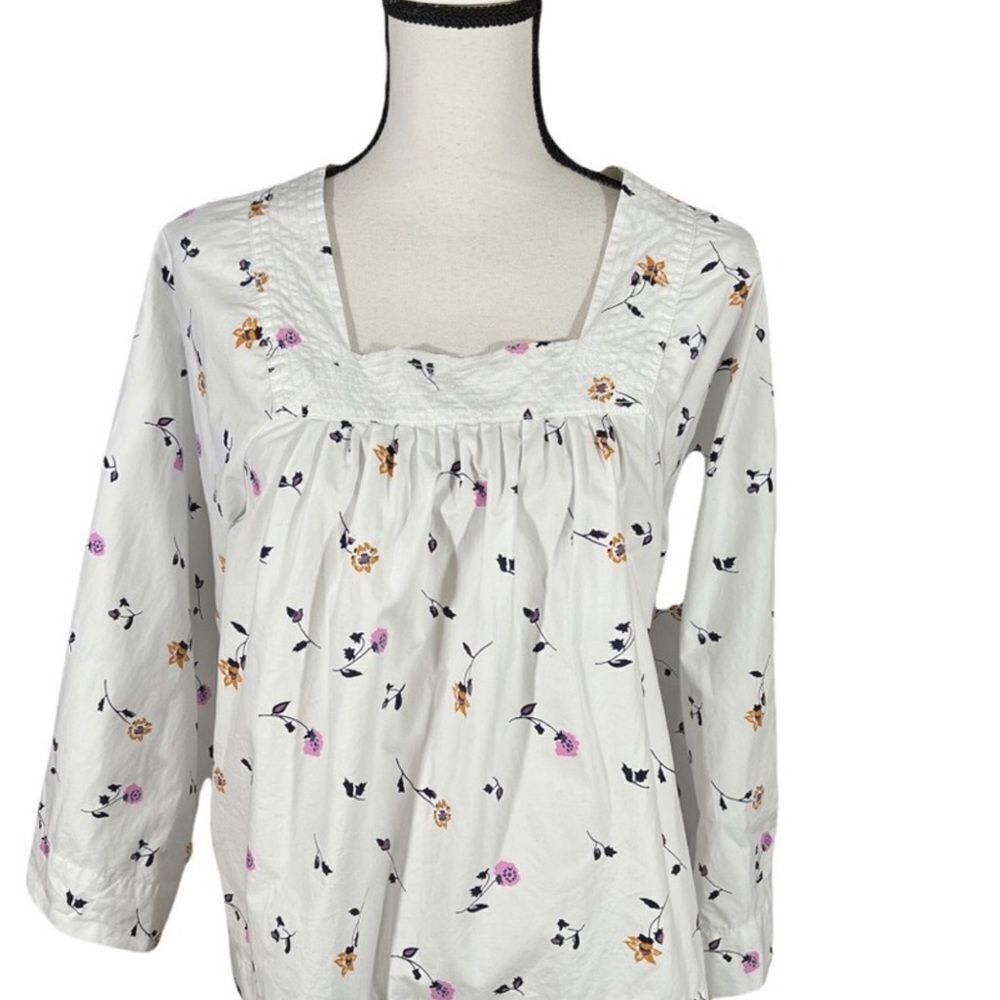 Women’s White Floral Square-Neck Blouse